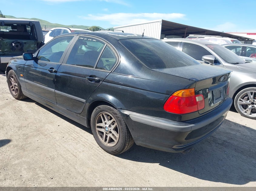 2000 BMW 323I