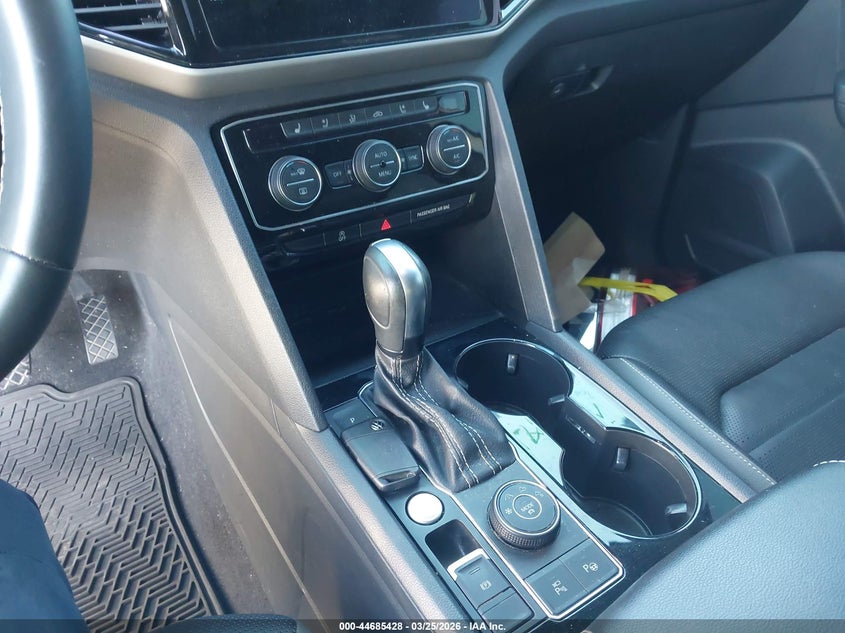 2021 Volkswagen Atlas Cross Sport 3.6L V6 Sel Premium VIN: 1V2TE2CA4MC233140 Lot: 44685428