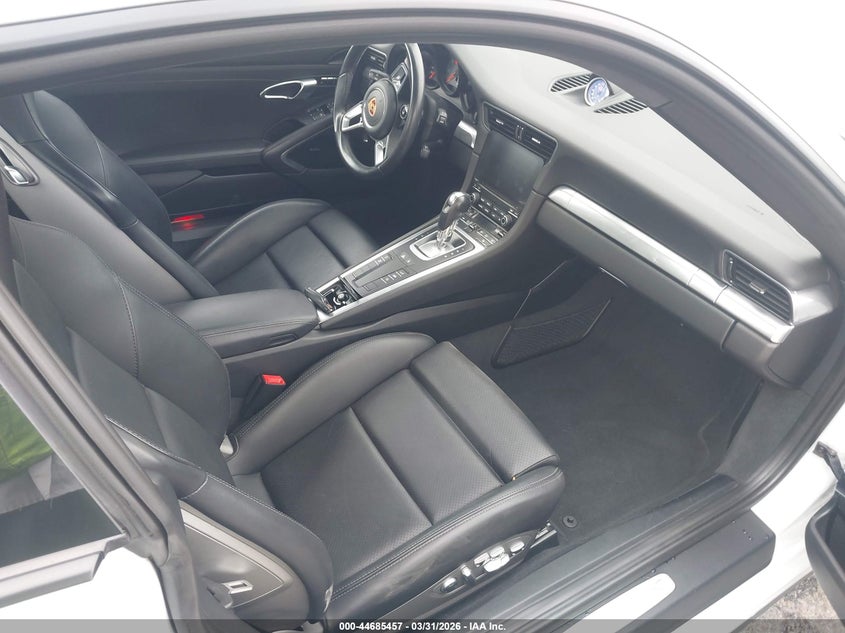 2019 Porsche 911 Carrera 4S