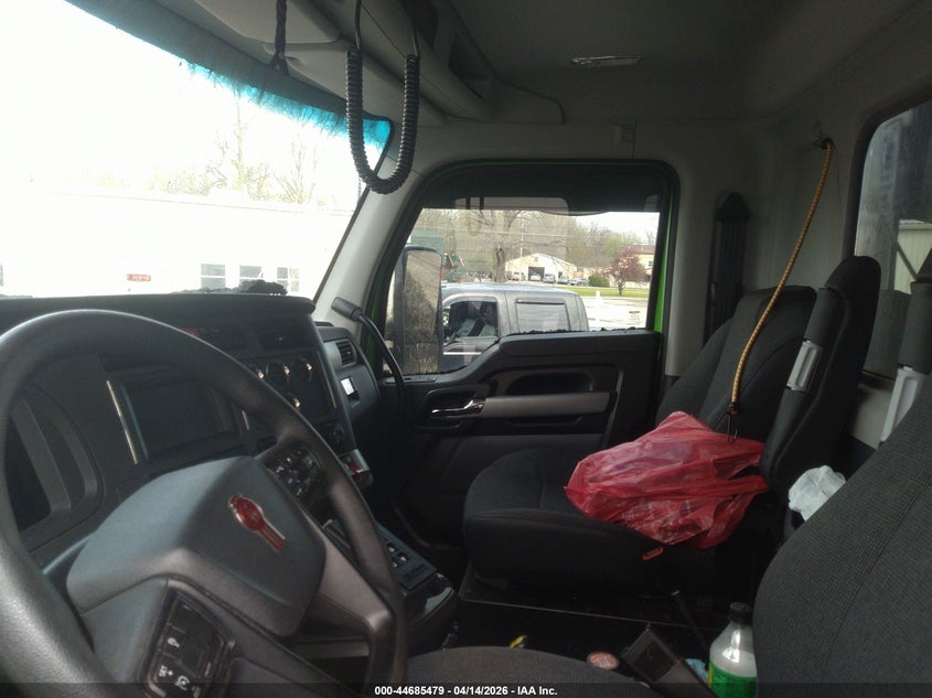 2025 KENWORTH T880 auction photo 5