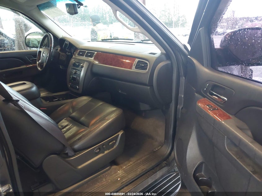 2011 GMC Yukon Xl 2500 Slt