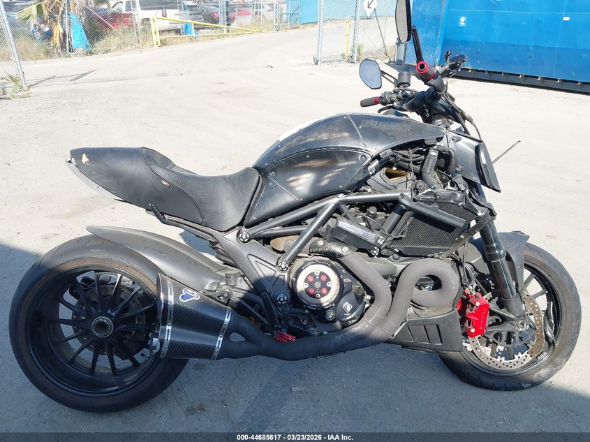 2027 Ducati Diavel VIN: LOT-1-44685617 Lot: 44685617