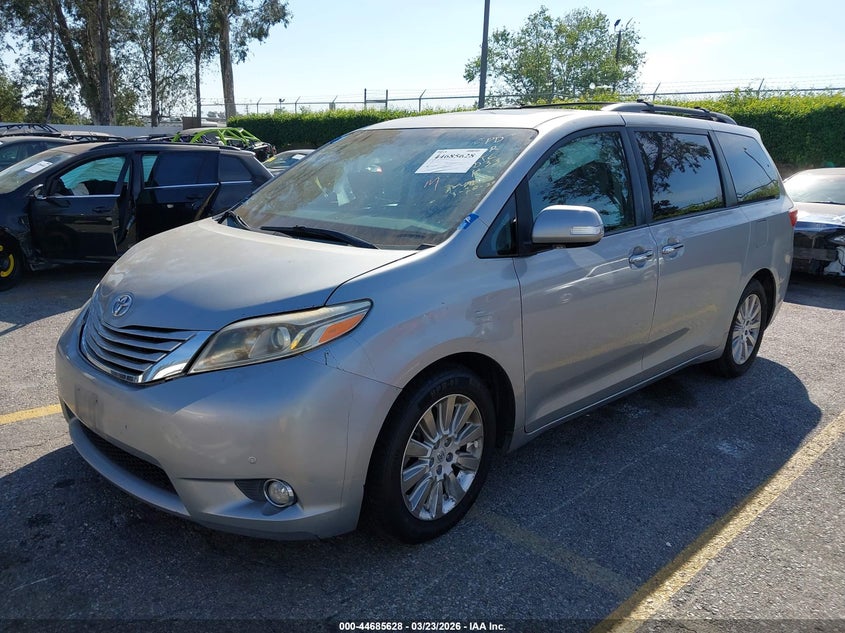 2015 Toyota Sienna Limited 7 Passenger