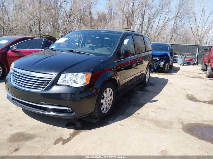 2015 Chrysler Town & Country Touring