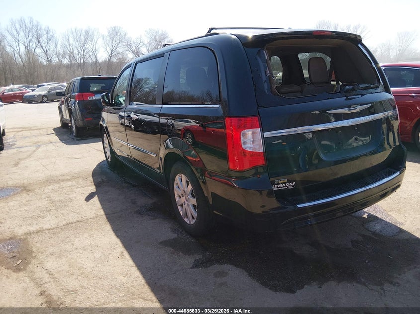 2015 Chrysler Town & Country Touring