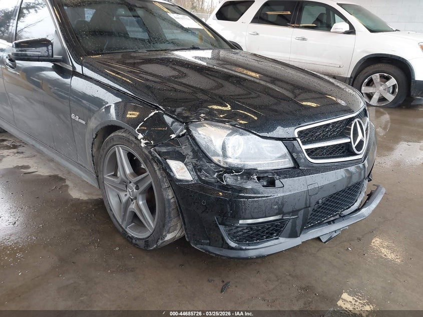 2013 Mercedes-Benz C 63 Amg VIN: WDDGF7HB2DA875100 Lot: 44685726