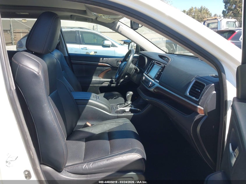 2014 Toyota Highlander Limited Platinum V6