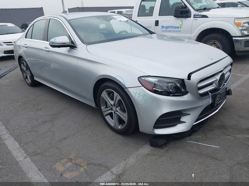 2017 Mercedes-Benz E 300