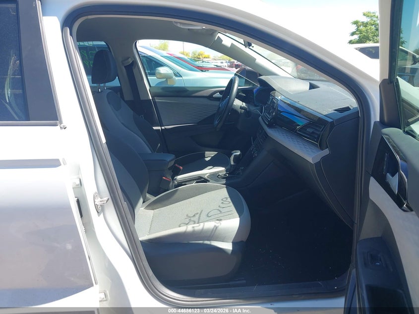 2022 Volkswagen Taos 1.5T S