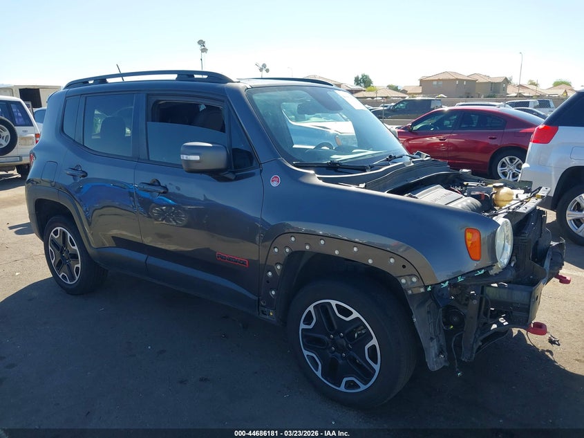 2016 Jeep Renegade Trailhawk
