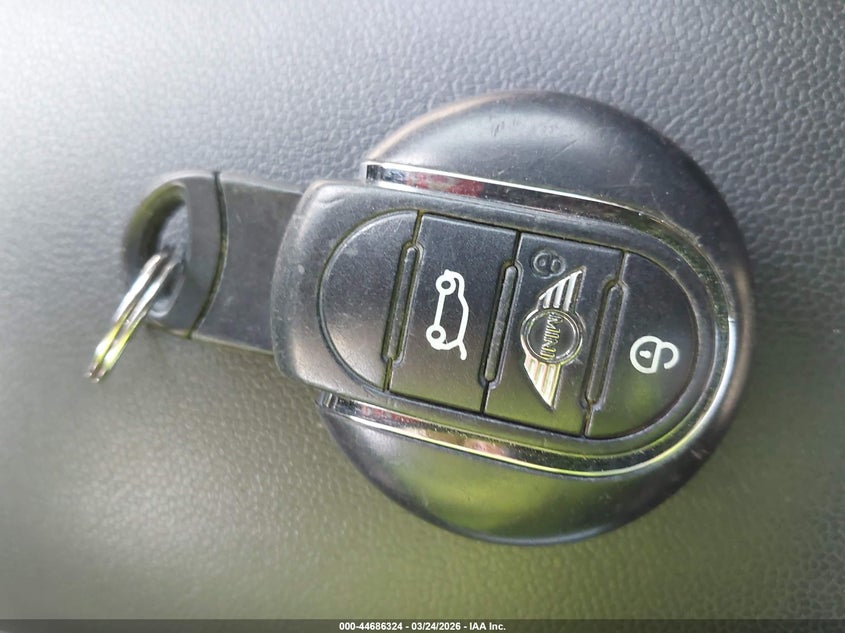 2016 Mini Clubman Cooper VIN: WMWLN5C56G2E07144 Lot: 44686324