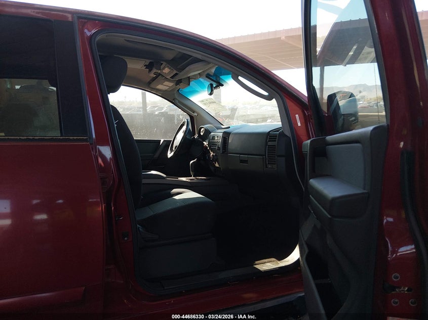 2005 Nissan Titan Se