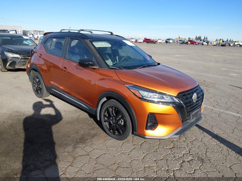 2021 Nissan Kicks Sr Xtronic Cvt