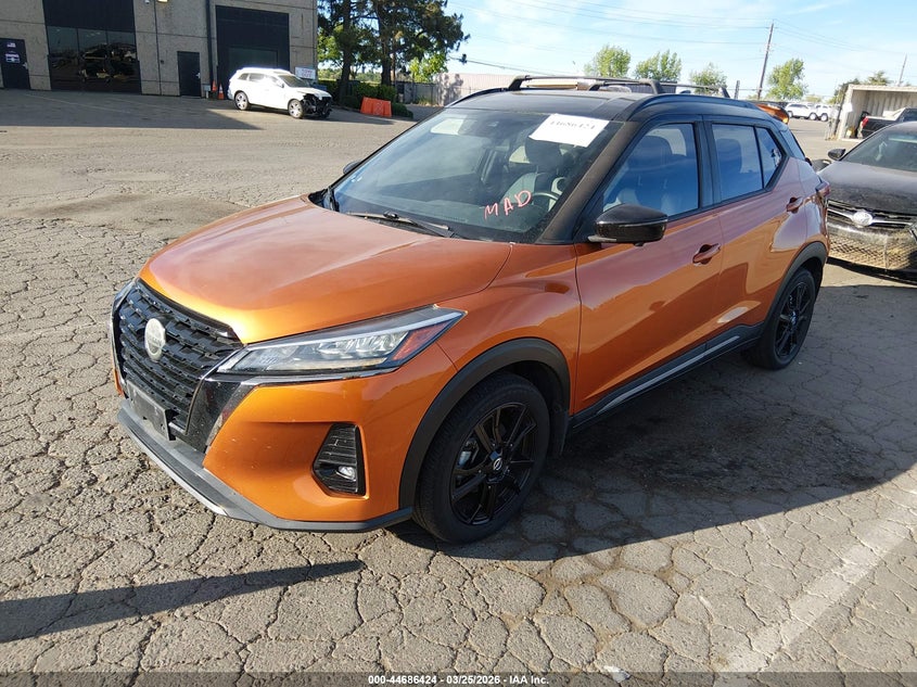 2021 Nissan Kicks Sr Xtronic Cvt