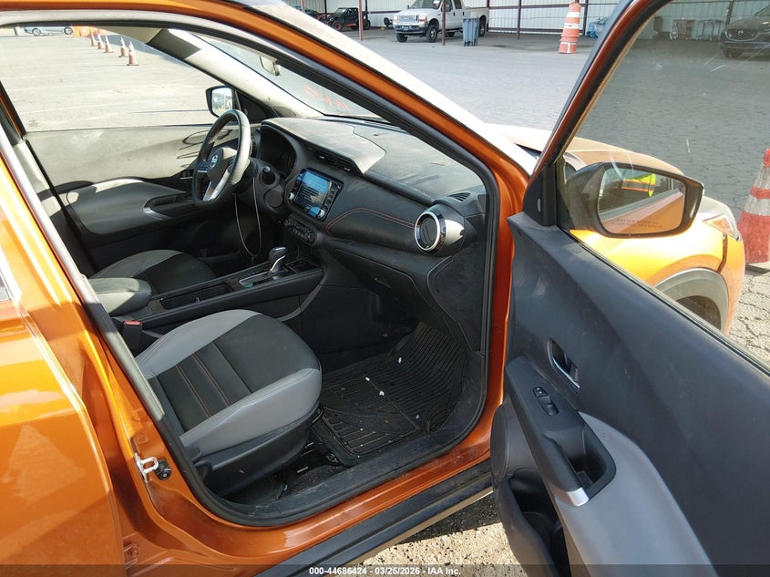 2021 Nissan Kicks Sr Xtronic Cvt