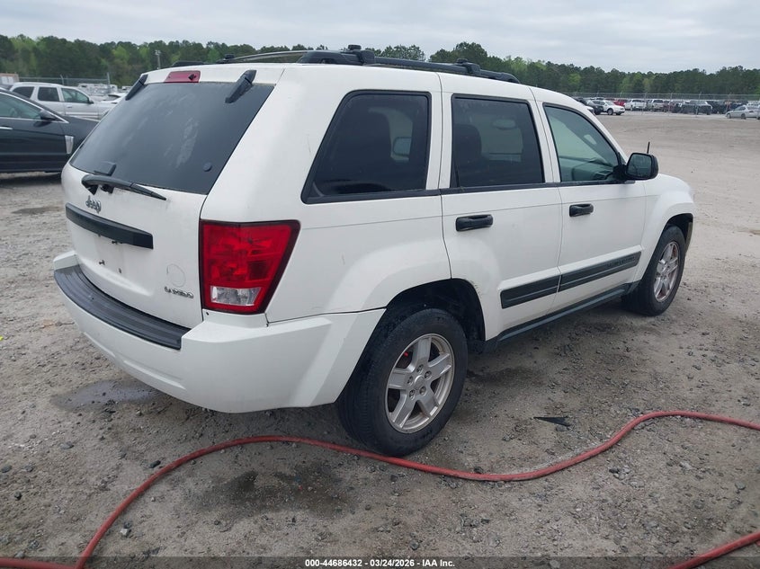 2005 Jeep Grand Cherokee Laredo