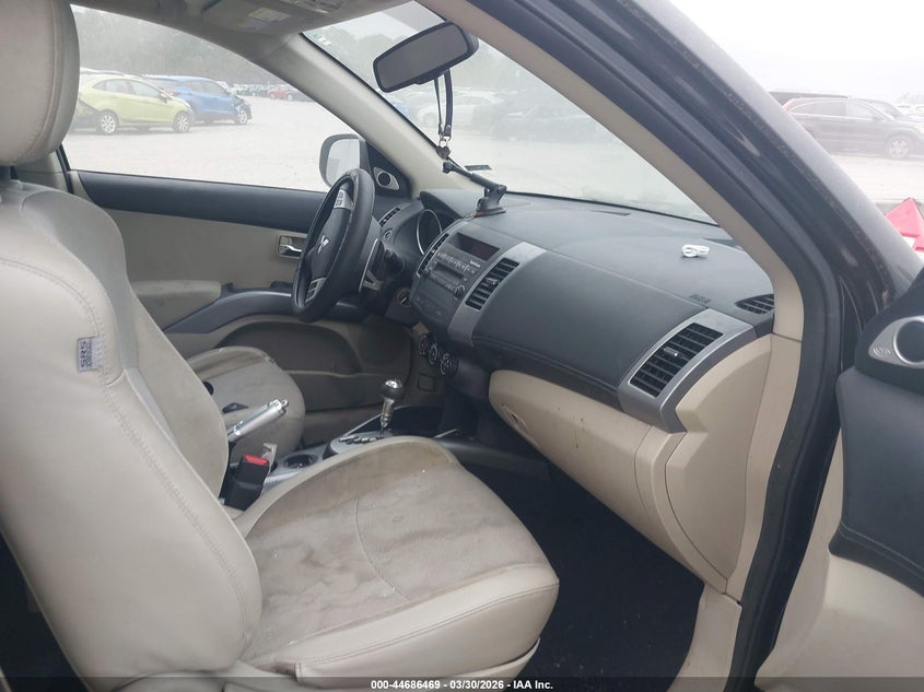 2012 Mitsubishi Outlander Se