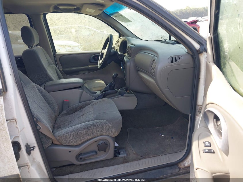 2003 Chevrolet Trailblazer Ls