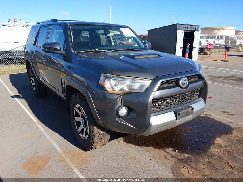 2018 TOYOTA 4RUNNER auction photo 6