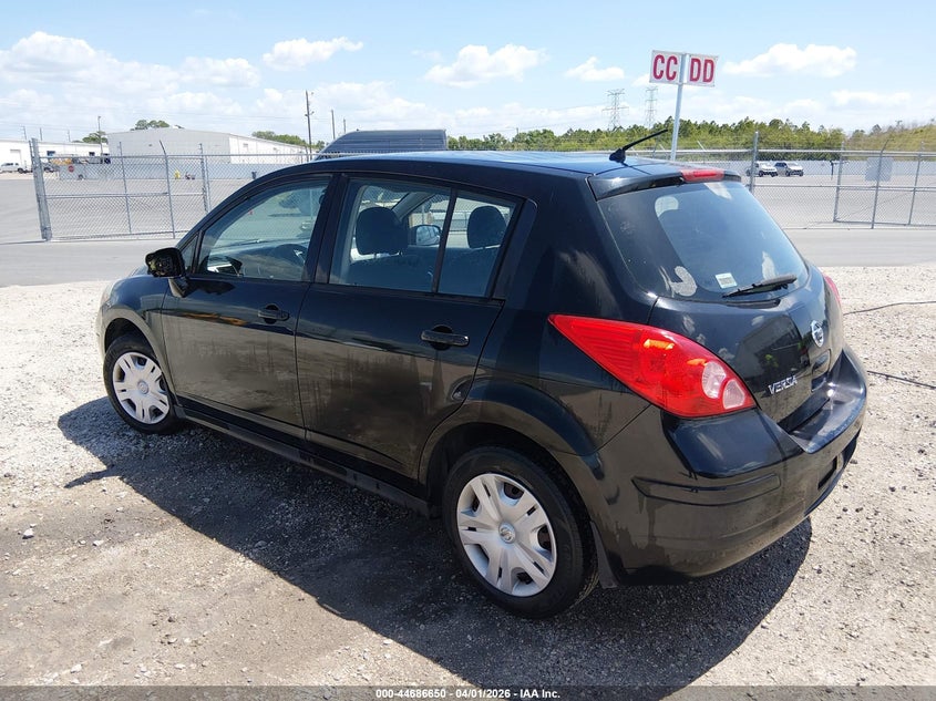 2012 Nissan Versa 1.8 S