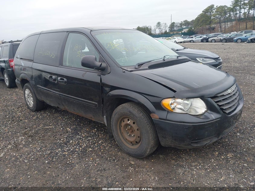 2006 Chrysler Town & Country Lx