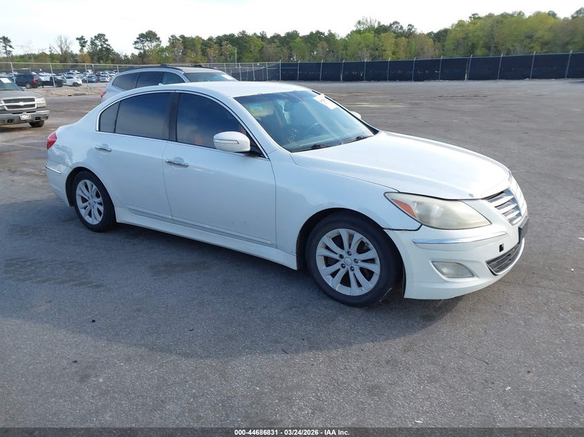 2013 Hyundai Genesis 3.8