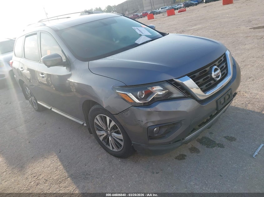 2017 Nissan Pathfinder Sl