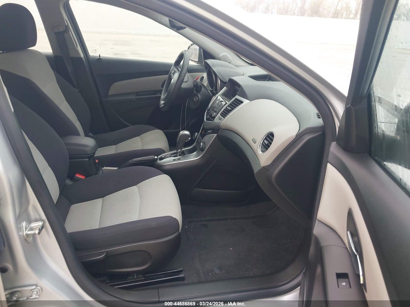 2013 Chevrolet Cruze Ls Auto