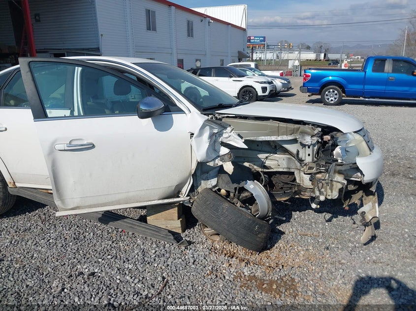 2008 Ford Taurus Limited VIN: 1FAHP25W88G130611 Lot: 44687003