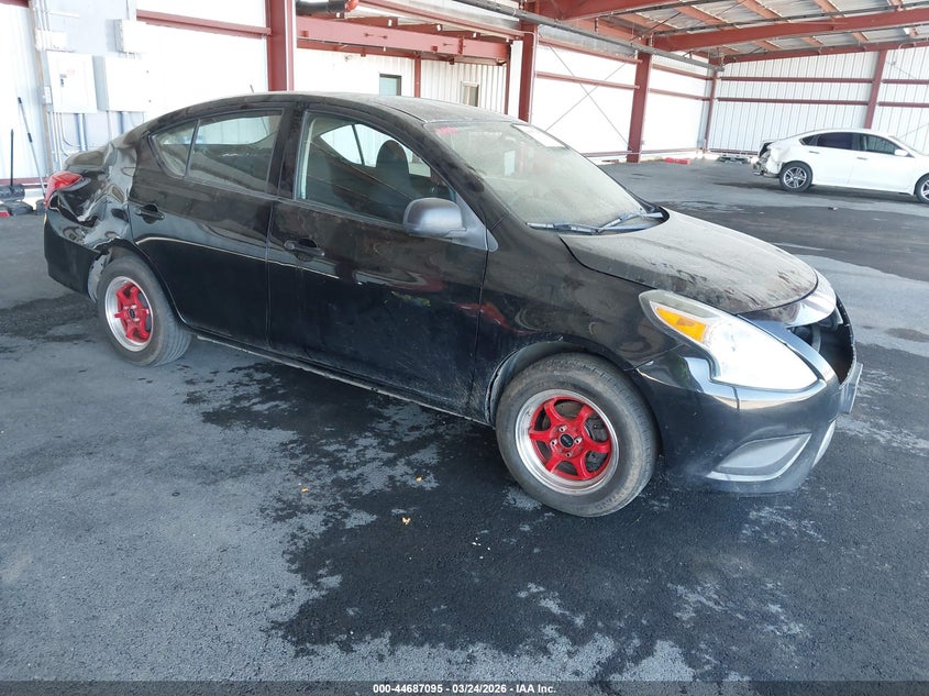 2015 Nissan Versa 1.6 S