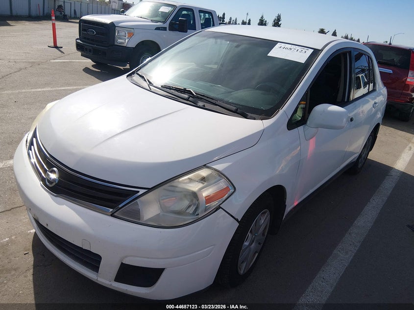 2010 Nissan Versa 1.8S