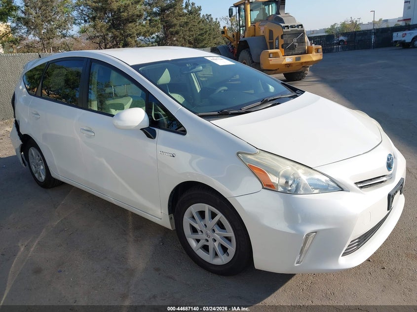 2014 Toyota Prius V Three