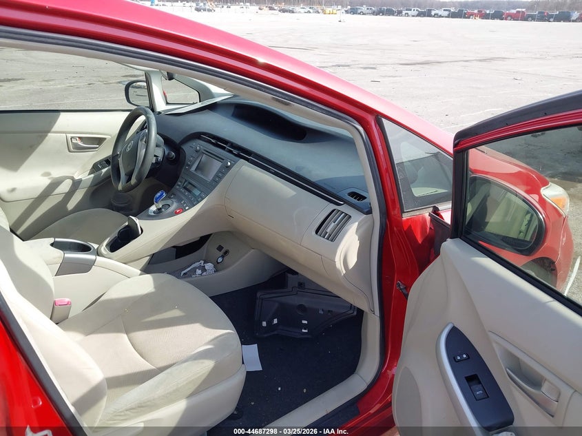 2013 Toyota Prius Two