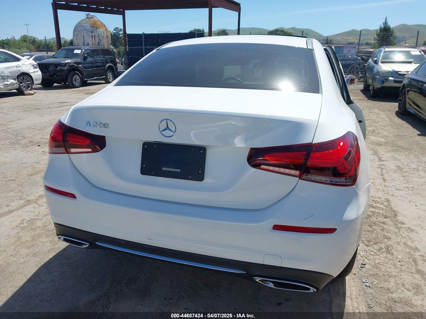 2020 Mercedes-Benz A 220 VIN: W1K3G4EB4LJ234401 Lot: 44687424