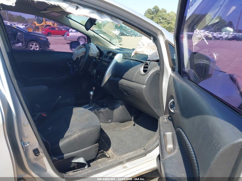 2015 Nissan Versa Note S (Sr)/S Plus/Sl/Sr/Sv