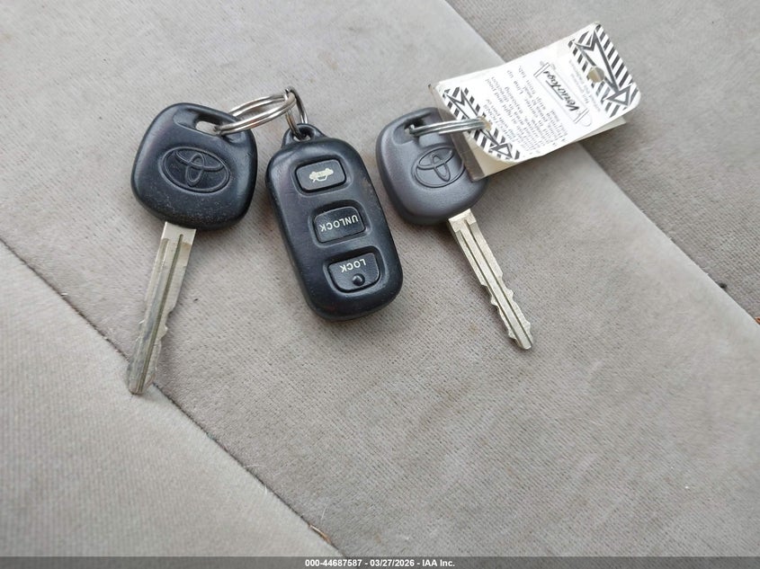 2002 Toyota Camry Solara Se V6 VIN: 2T1CF22P72C601352 Lot: 44687587