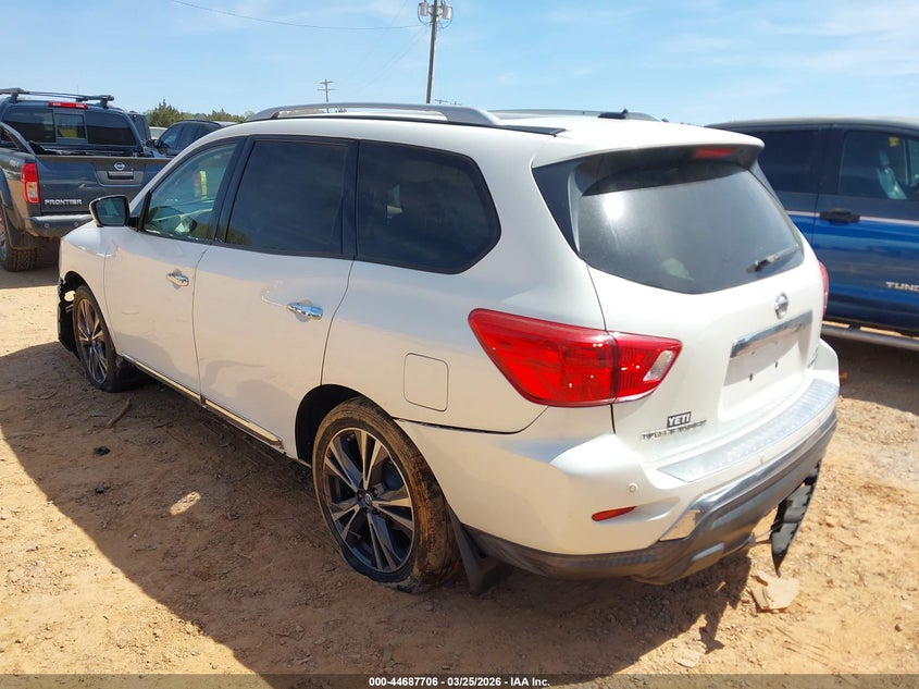 2017 Nissan Pathfinder Platinum