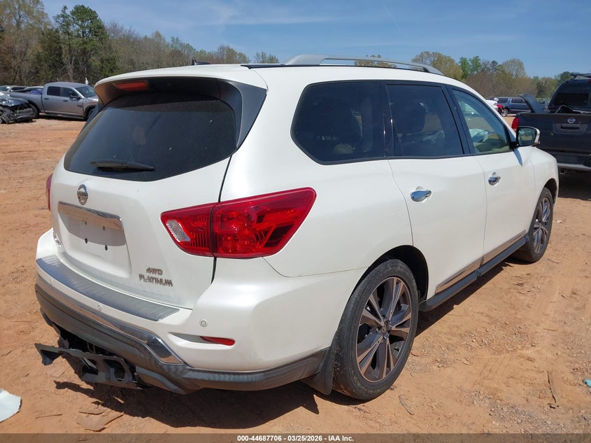 2017 Nissan Pathfinder Platinum