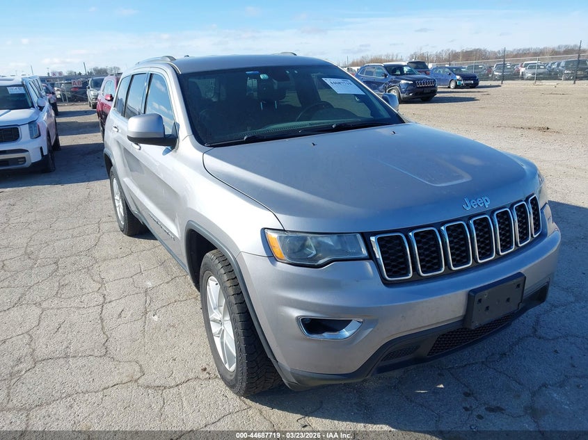 2018 Jeep Grand Cherokee Laredo E 4X4