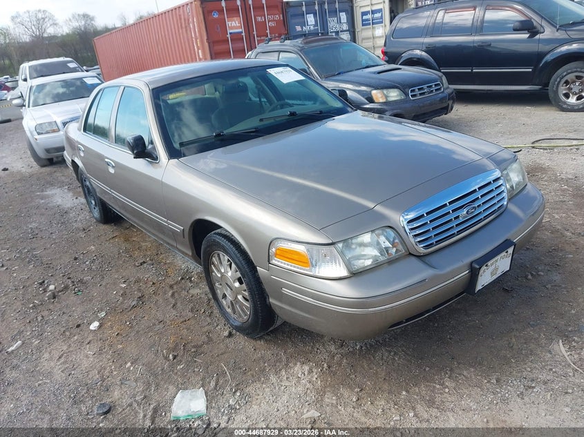 2004 Ford Crown Victoria Lx