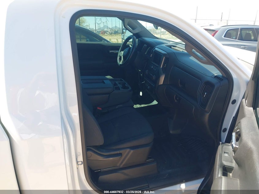 2024 CHEVROLET SILVERADO 1500 auction photo 5