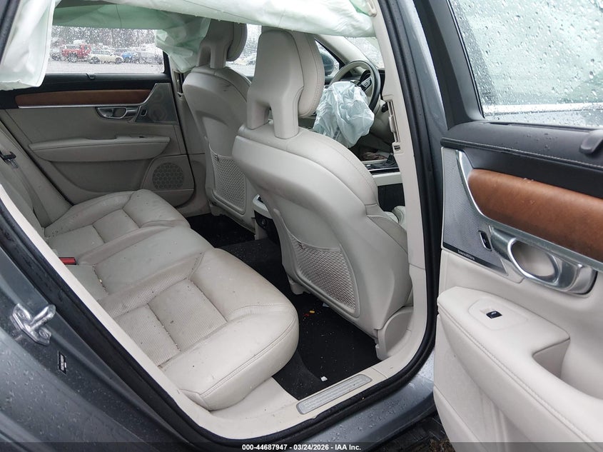 2017 Volvo S90 T6 Inscription VIN: YV1A22ML2H1006767 Lot: 44687947