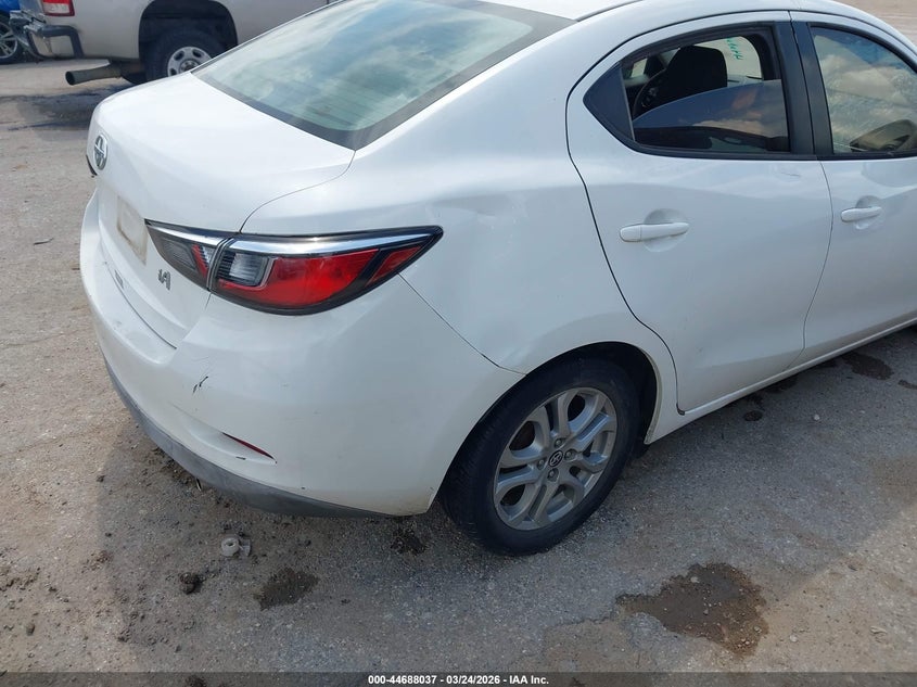 2016 Scion Ia VIN: 3MYDLBZV0GY118957 Lot: 44688037