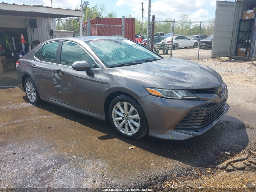 2019 TOYOTA CAMRY LE
