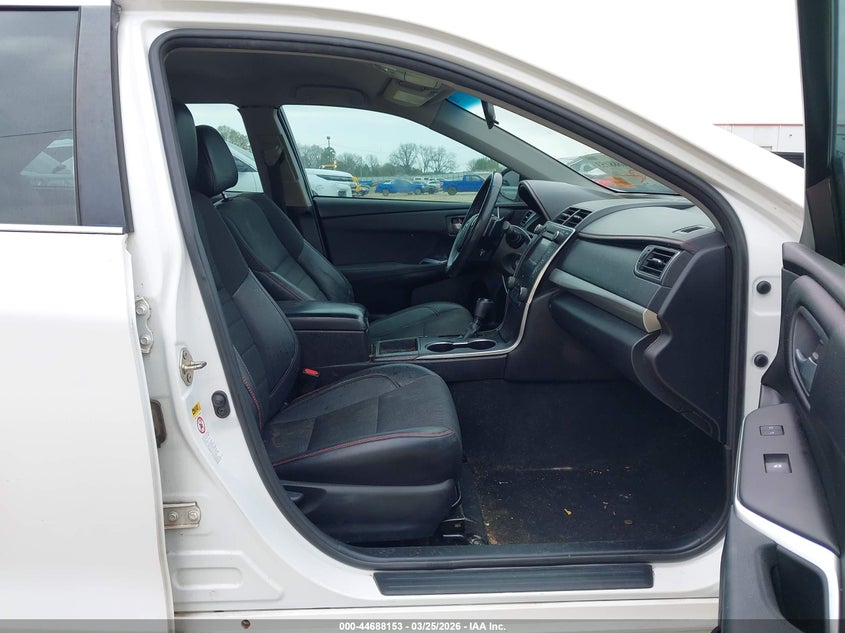 2016 Toyota Camry Se