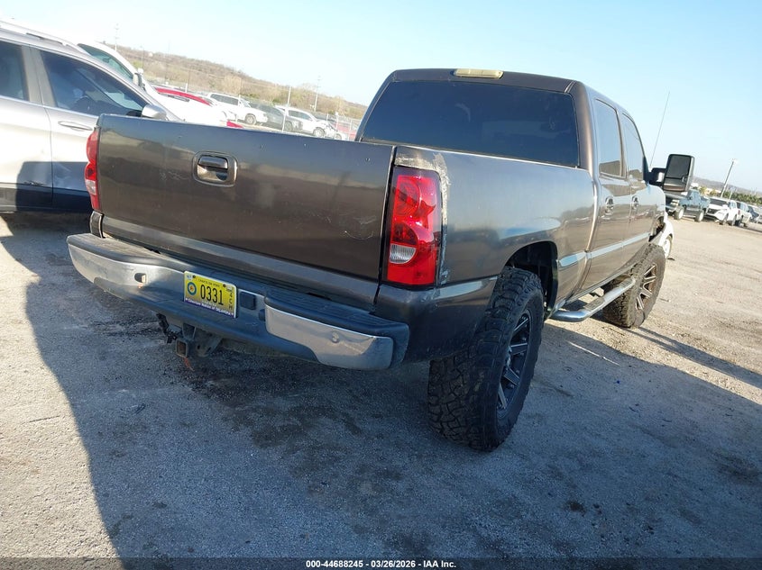 2003 Chevrolet Silverado 1500Hd Lt