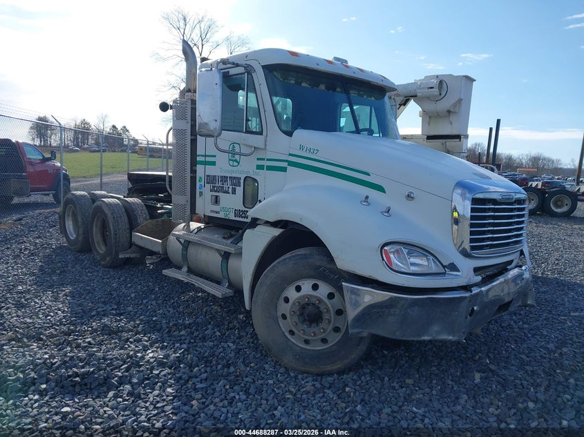 2011 Freightliner Conventional Columbia