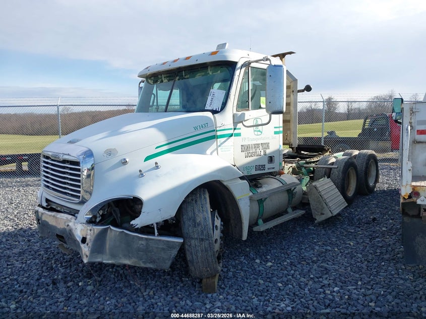 2011 Freightliner Conventional Columbia