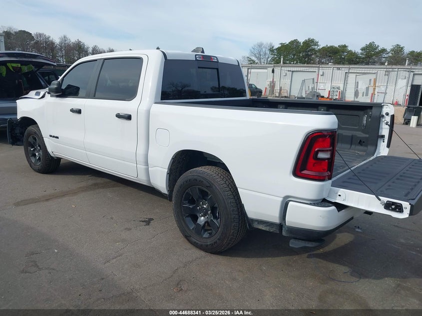 2025 RAM 1500 auction photo 3