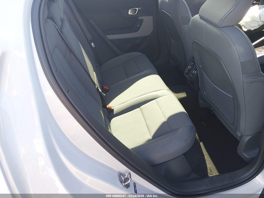 2022 Polestar 2 Long Range Dual Motor VIN: LPSED3KA7NL055819 Lot: 44688347